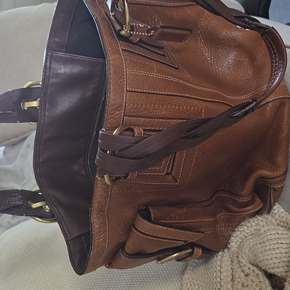 COACH Soho Dylan vachetta  Leather Tote..protective Coach Sachet Included
